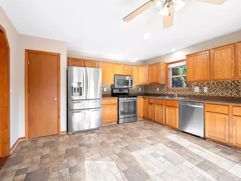 Kitchen - 1905 Maple Ln, Garrett, IN 46738 photo 2 of 2