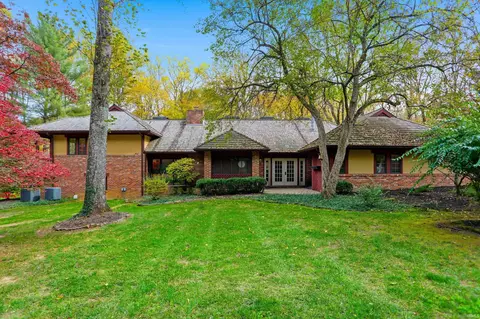 3801 N Bittersweet Dr, Bloomington, IN 47408