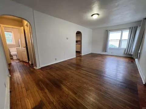 704 E Walnut St, Kokomo, IN 46901 photo 5