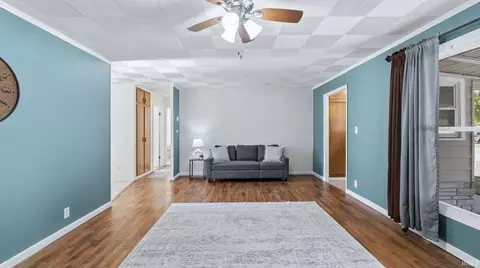213 E Maple Grove St, Syracuse, IN 46567 photo 15