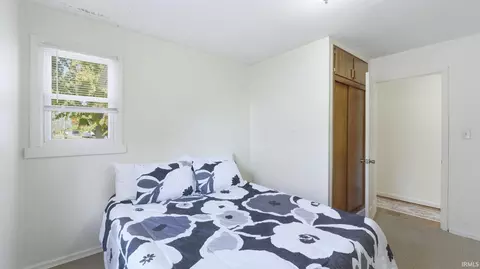 213 E Maple Grove St, Syracuse, IN 46567 photo 7