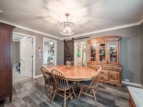 905 E Jasper Rd, Winslow, IN 47598 photo 11