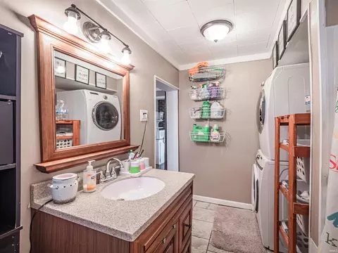 905 E Jasper Rd, Winslow, IN 47598 photo 13
