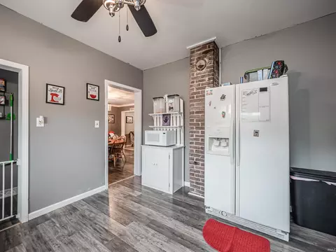 905 E Jasper Rd, Winslow, IN 47598 photo 7