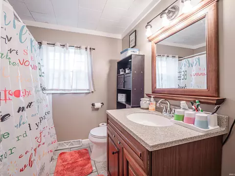 905 E Jasper Rd, Winslow, IN 47598 photo 14
