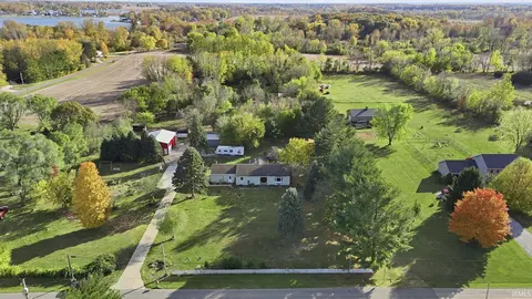 View/Area - 2169 E 8 Square Rd, Warsaw, IN 46582 photo 1 of 4