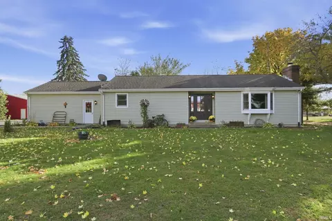 Exterior - 2169 E 8 Square Rd, Warsaw, IN 46582 photo 1 of 3