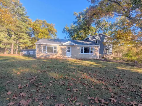 20845 Darden Rd, South Bend, IN 46628