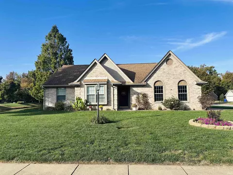 600 Hunters Grn, Evansville, IN 47711