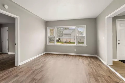 116 E Baltimore St, Garrett, IN 46738 photo 10