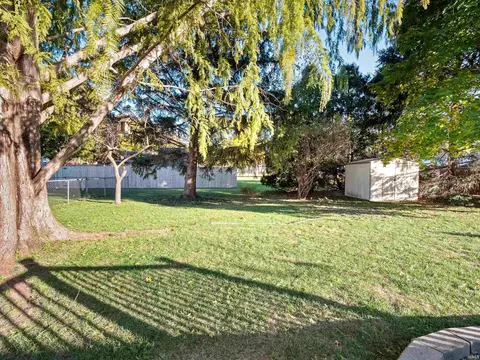 506 E Hill St, Garrett, IN 46738 photo 34