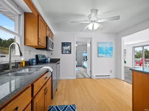Kitchen - 10454 N 800 E, Syracuse, IN 46567 photo 3 of 3