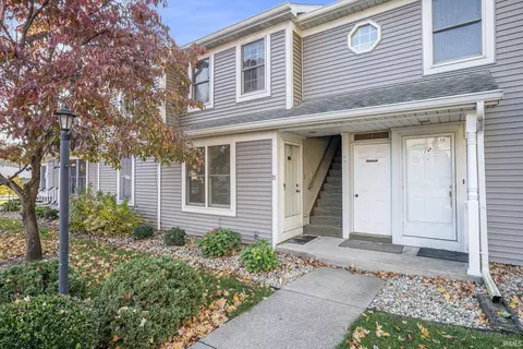 1601 S 16th St #11, Goshen, IN 46526