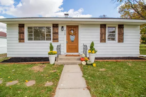 409 S Mulberry St, Farmland, IN 47340