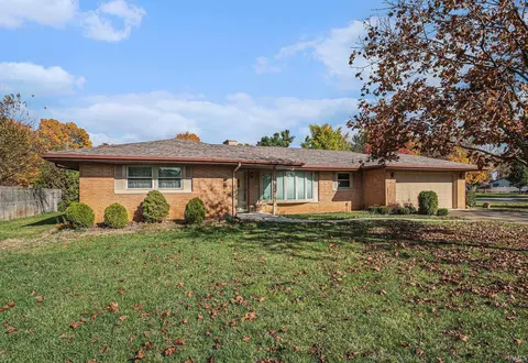 28941 Alpine Ln, Elkhart, IN 46514