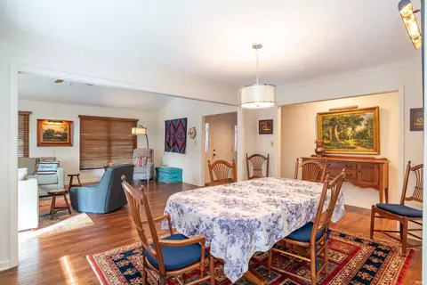 Dining - 2266 E Cape Cod Dr, Bloomington, IN 47401 photo 3 of 4