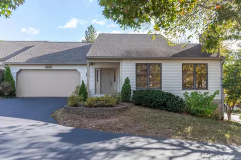 2266 E Cape Cod Dr, Bloomington, IN 47401