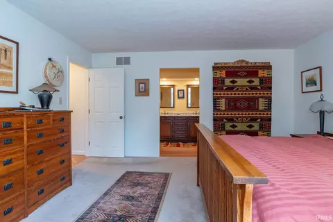 Bedroom - 2266 E Cape Cod Dr, Bloomington, IN 47401 photo 3 of 4