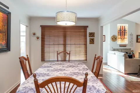 Dining - 2266 E Cape Cod Dr, Bloomington, IN 47401 photo 2 of 4