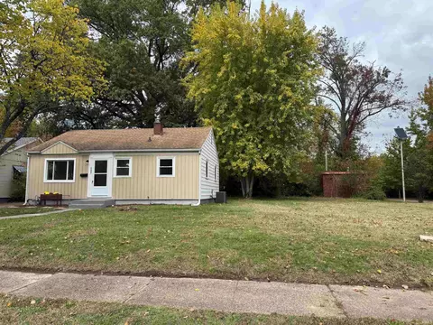 1152 E Chandler Ave, Evansville, IN 47714