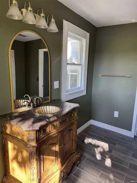 Bath - 35 E Sinclair St, Wabash, IN 46992 photo 5 of 5