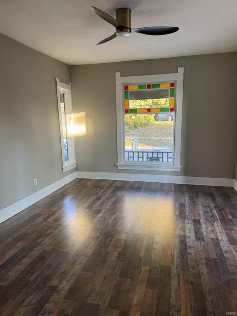 Living - 35 E Sinclair St, Wabash, IN 46992 photo 2 of 2