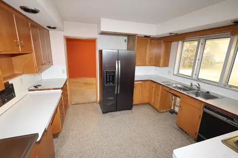 915 N 015 E, Lagrange, IN 46761 photo 9