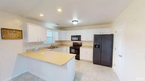4090 Pinehurst Dr, Jasper, IN 47546 photo 7