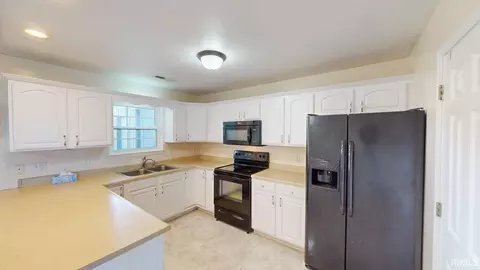 4090 Pinehurst Dr, Jasper, IN 47546 photo 8
