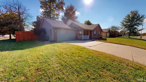 4090 Pinehurst Dr, Jasper, IN 47546 photo 2