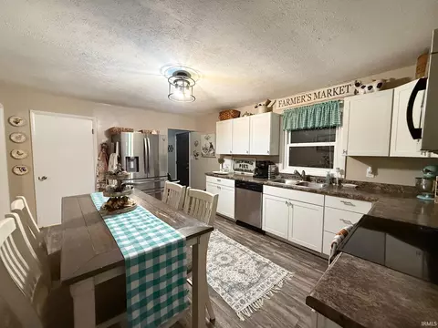 Kitchen - 783 Harold Smith Rd, Bedford, IN 47421 photo 4 of 5