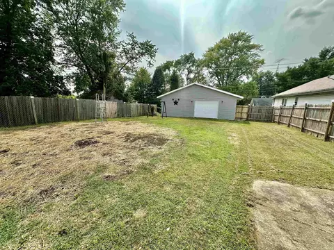 1907 H St, Bedford, IN 47421 photo 27