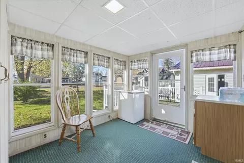 511 N Nancy St, Warren, IN 46792 photo 17