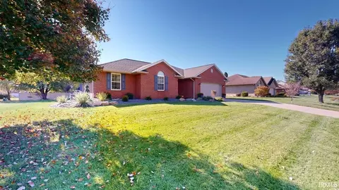 1679 Sugar Pine Dr, Jasper, IN 47546 photo 2