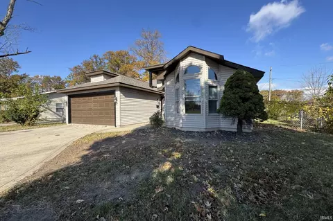2805 Oxford St, Fort Wayne, IN 46806