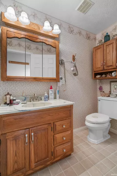 3147 S 150 E, Kokomo, IN 46902 photo 16