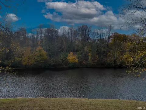 2592 E Sailor Ln, Bloomington, IN 47401 photo 8
