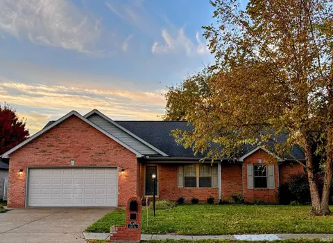 639 Sterchi Dr, Evansville, IN 47711