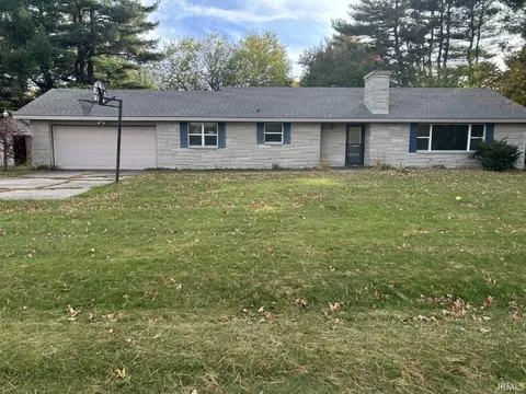 2031 Lilac Rd, Plymouth, IN 46563