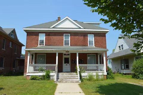 1323 S 8th St, Goshen, IN 46528