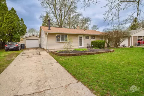 205 N Shellbark Rd, Muncie, IN 47304