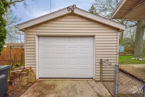 205 N Shellbark Rd, Muncie, IN 47304 photo 28