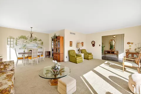 Living - 317 E Clover Ln, Bloomington, IN 47408 photo 3 of 7