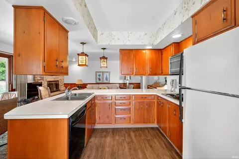 Kitchen - 317 E Clover Ln, Bloomington, IN 47408 photo 1 of 4