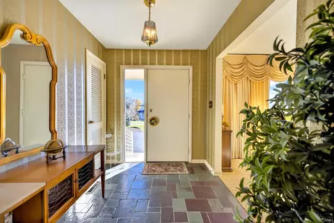 Entry Way - 317 E Clover Ln, Bloomington, IN 47408 photo 1 of 2