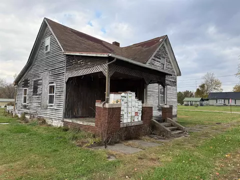 903 E Porter St, Winslow, IN 47598