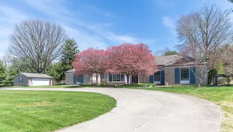 4000 E Stonegate Dr, Bloomington, IN 47401 photo 1