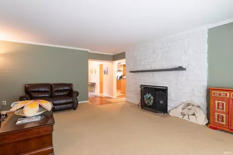 4000 E Stonegate Dr, Bloomington, IN 47401 photo 6