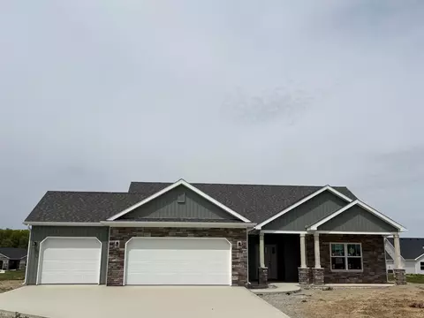 827 Chestnut Ct, Decatur, IN 46733