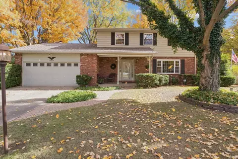52836 Arbor Dr, South Bend, IN 46635